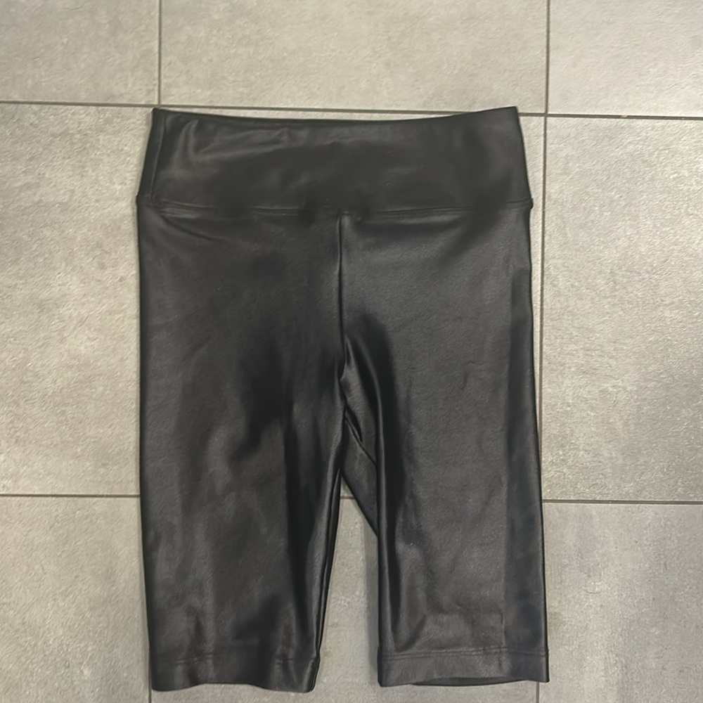 Koral Glossy Bike Shorts - Picture 4 of 9